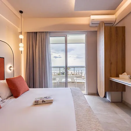 Trypiti Blue Dream Palace And Hive Water Park 5*