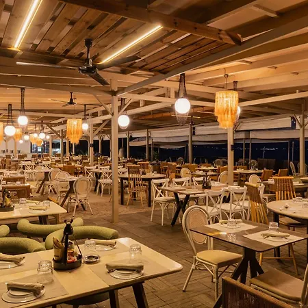 Trypiti Blue Dream Palace And Hive Water Park Ośrodek wypoczynkowy